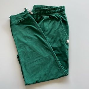 Vuori Performance Joggers - Emerald Green